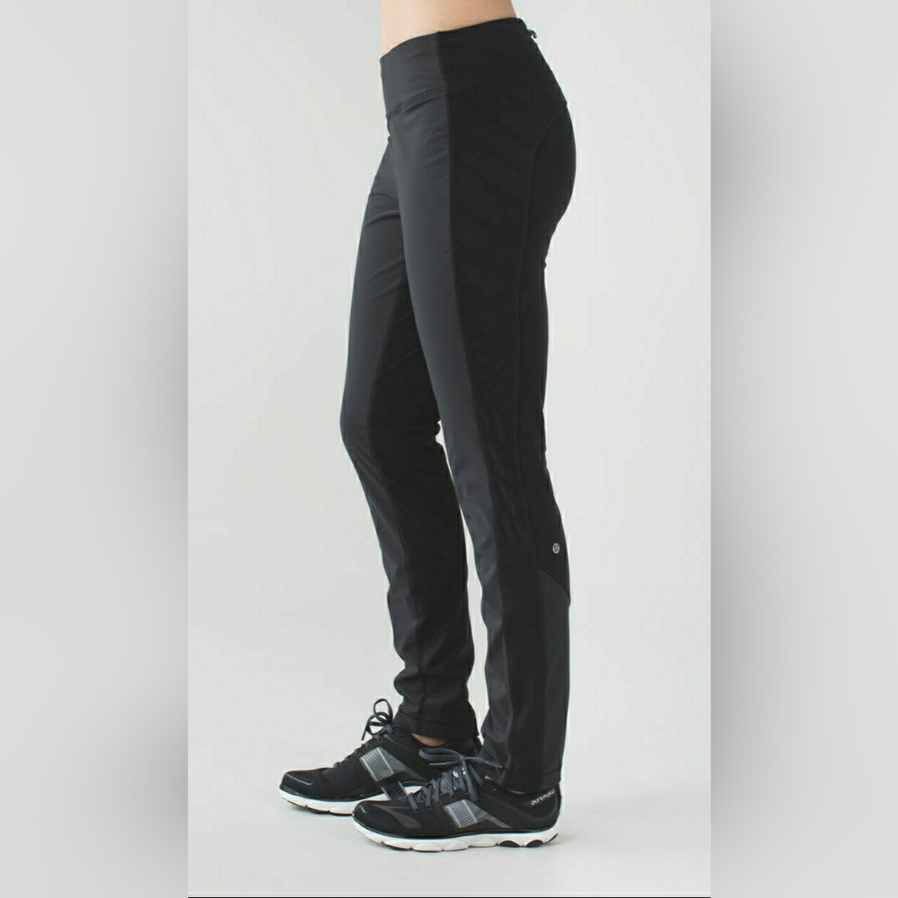 LULULEMON Wind Runner Pants Womens Size 4 Black Softshell Tech Fleece Warm
